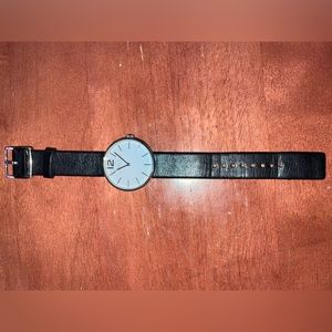 Marc by Marc Jacobs Leather Women's Watch